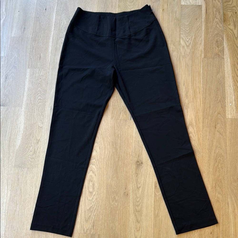 NWT: Iman black side zip casual leggings, size 10